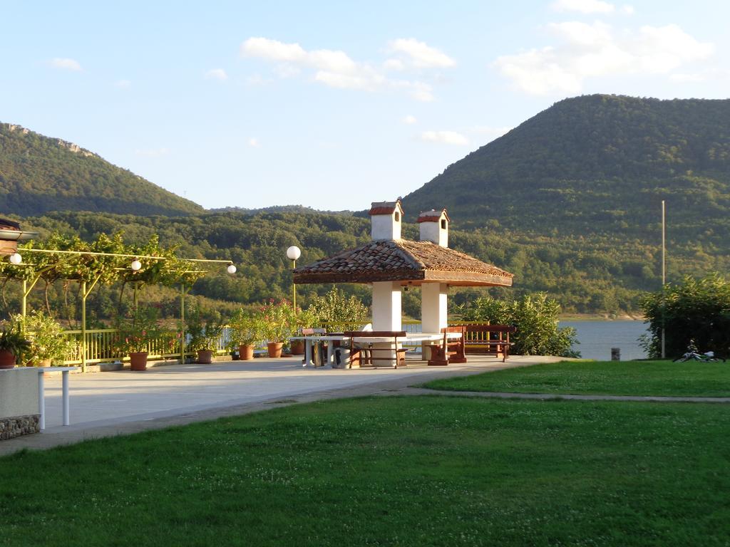 Family Hotel Belvedere Dŭlgopol Exteriér fotografie